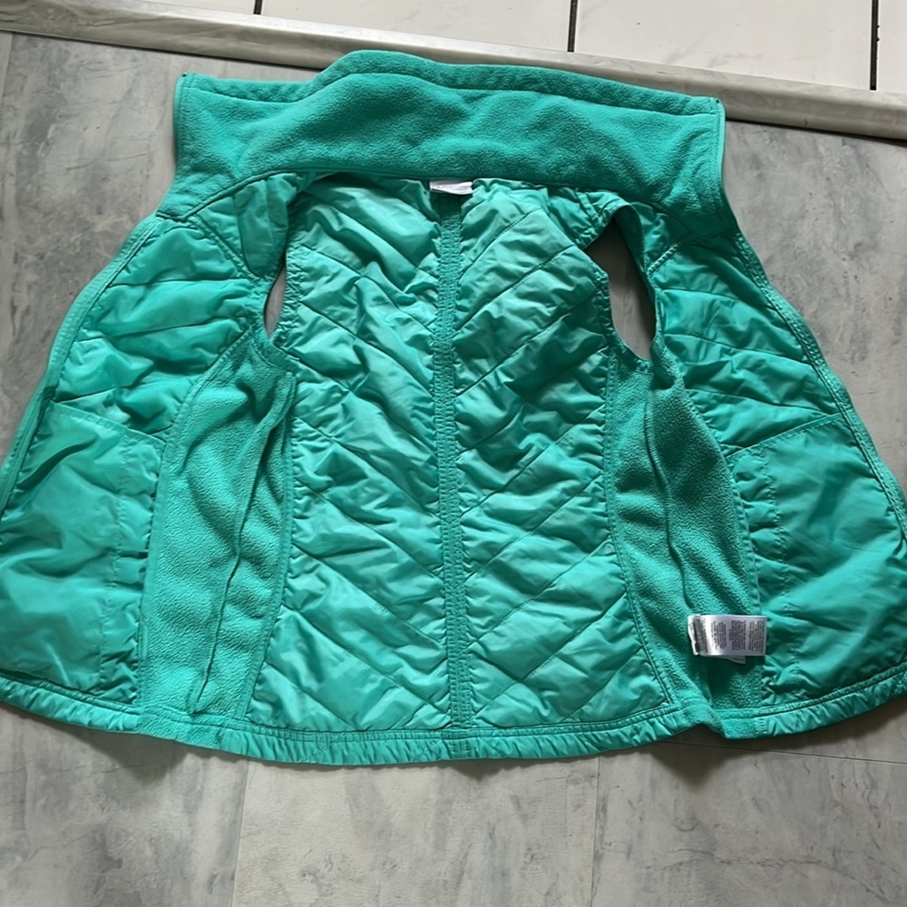 Columbia  Vest  Full zip front  3 pockets turtleneck  mint green quilted  size S - Picture 13 of 15